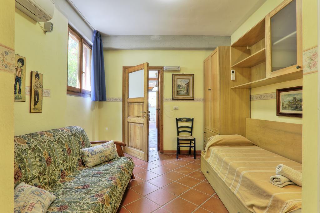 Residence Vacanza Mare Marina di Campo Exterior photo